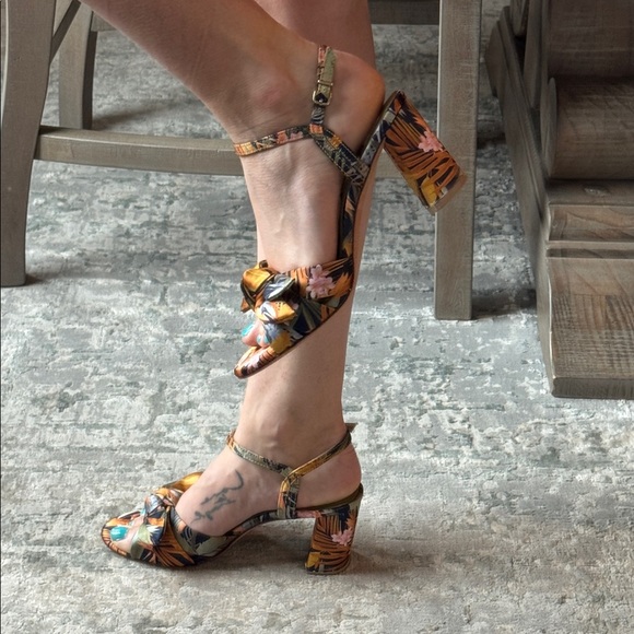 Antonio Melani Summer Spring Floral Block Heel Bow Round Toe Sandals - Picture 6 of 11